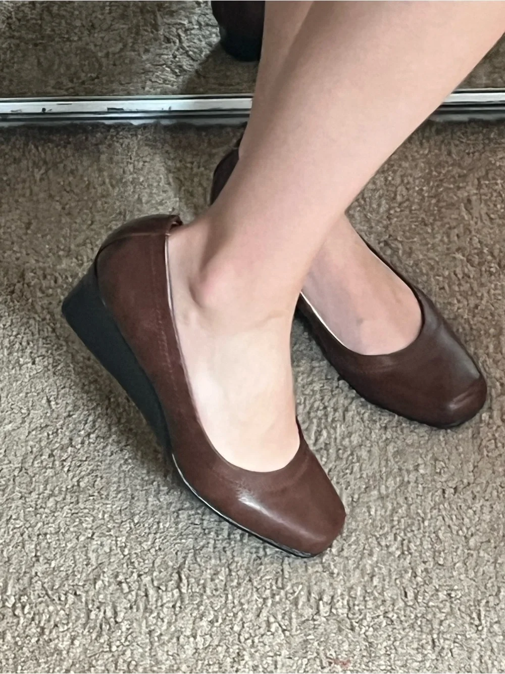 Brown Leather Closed Toe Wedge Flats Lifestride